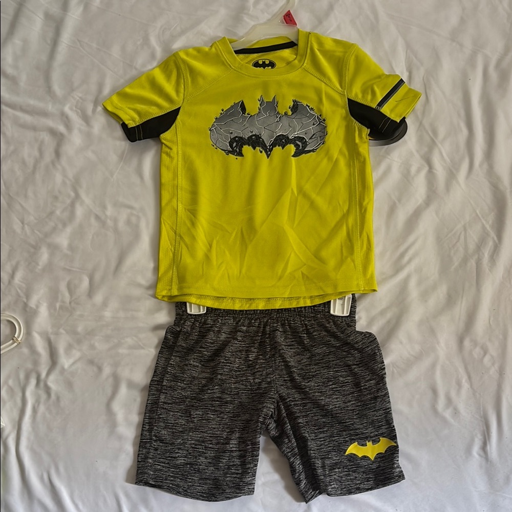 DC Batman Yellow Graphic Tee